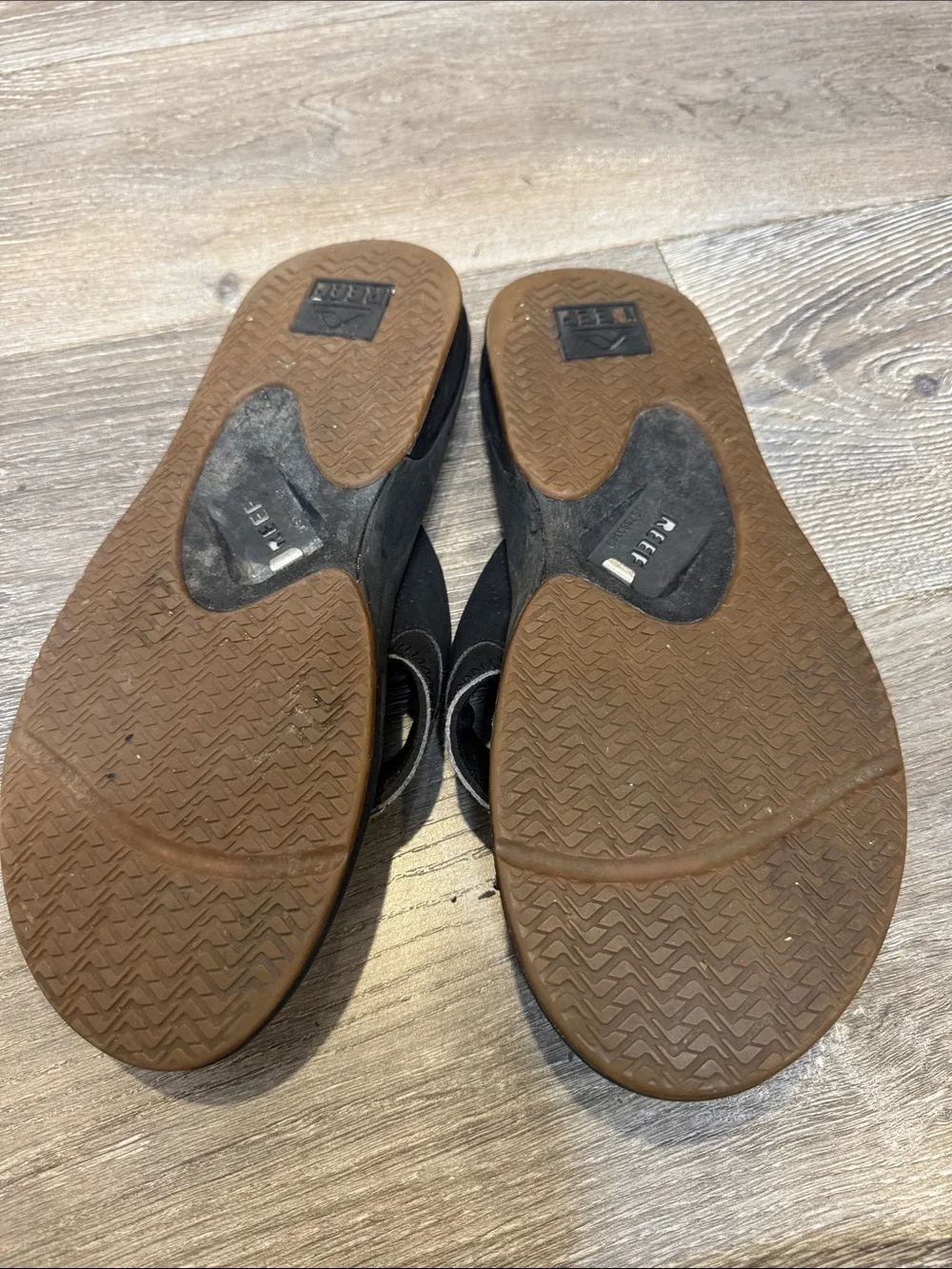Reef Black Men's Thong Sandals